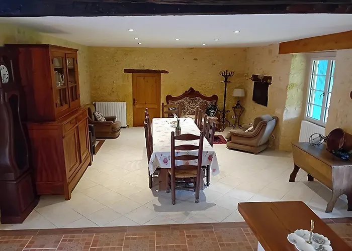 La Maison De Carmensac 펜션 메이랄